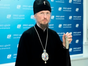 Новый глава белорусской церкви митрополит Вениамин рассказал, как вернуть в страну мир и порядок: молиться и три дня поститься