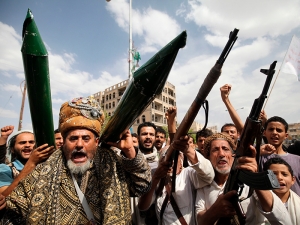 Саудовская Аравия перехватила запущенную повстанцами-хуситами баллистическую ракету