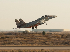 Сирия обвинила Израиль в нанесении трех ракетных ударов за одну ночь