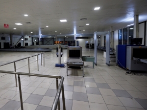 В Триполи в результате атаки боевиков на аэропорт погибли не менее 20 человек