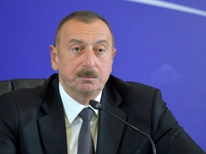 Идущий на новый срок Алиев снова пообещал держать Армению в изоляции