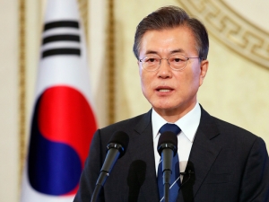 Лидер КНДР   через свою сестру  пригласил президента Южной Кореи в гости