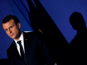 Макрон пообещал скоро объявить о мерах Франции против России в связи с отравлением Скрипаля