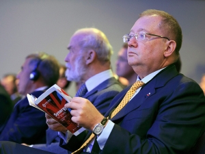 Посол России увязал скандал в Солсбери с 'заваливающейся' британской экономикой
