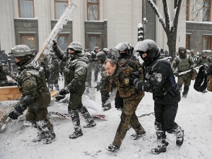 Задержанных у Рады в центре Киева отпускают из полиции