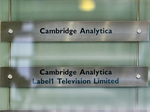     Cambridge Analytica  ,          