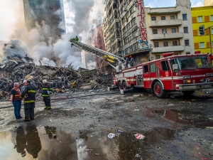 После пожара в высотке  Сан-Паулу остается неизвестной судьба 34 человек