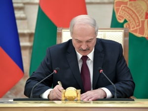Лукашенко заявил об угрозе аннексии Белоруссии другим государством