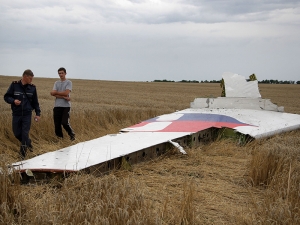 Порошенко призвал заставить Россию понести ответственность за крушение MH17