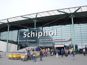 Аэропорт Схипхол в Нидерландах возобновил прием и отправку рейсов после сбоя