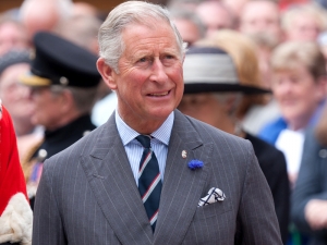 Daily Mirror: королева Елизавета II посадит на трон принца Чарльза через 3 года, но сама будет править до смерти