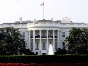 Белый дом опроверг информацию о прослушке телефона Дональда Трампа