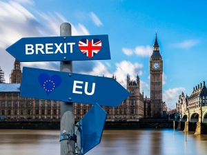 Британия утвердила проект по Brexit, теперь будет обсуждаться окончательный вариант выхода страны из ЕС