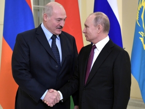 Лукашенко извинился перед Путиным за 'бурное объяснение' по газу