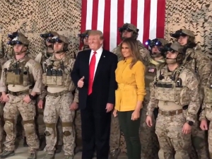 США больше не могут быть мировым жандармом, сказал Трамп американским солдатам в Ираке