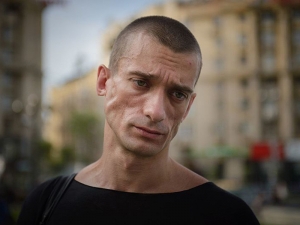 Петр Павленский приговорен во Франции к трем годам тюрьмы, но оставлен на свободе