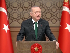 Президент Турции Реджеп Эрдоган предложил заменить полиэтиленовые пакеты авоськами из конопли