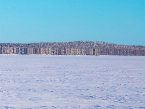 Финских пограничников напугал внезапно появившийся посреди озера остров-призрак (ФОТО)