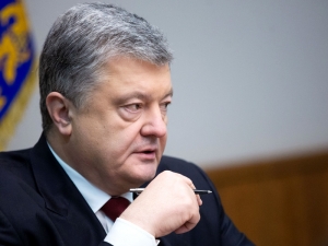 Порошенко запретил наблюдателям из России приезжать на выборы президента Украины