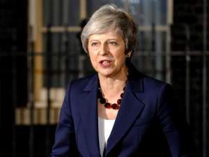 Премьер-министр Великобритании Тереза Мэй пообещала уйти в отставку после Brexit