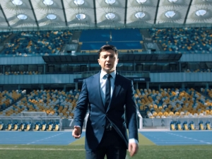 ЦИК предложил Зеленскому и Порошенко самим оплатить дебаты на стадионе, приравняв их к предвыборной агитации