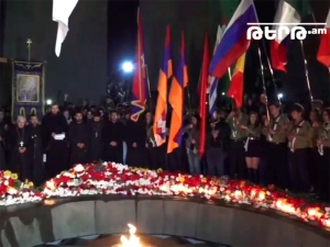 В Ереване организовано факельное шествие в память о жертвах геноцида армян в Османской империи