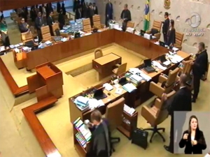 Федеральный верховный суд Бразилии признал гомофобию преступлением