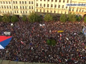 В Праге участники митинга призвали чешского премьер-министра Бабиша уйти в отставку