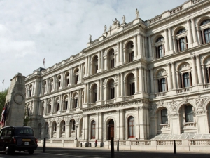 Лондон выразил обеспокоенность по поводу информации о задержании Китаем сотрудника британского консульства в Гонконге. Пекин все отрицает