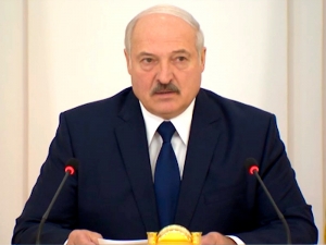 Лукашенко назначил выборы в верхнюю и нижнюю палаты парламента Белоруссии на 7 и 17 ноября