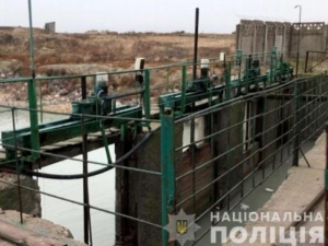 'Крымский содовый завод' лишился поставок сырья с Украины