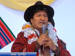 Президент Боливии Моралес отказывается уходить в отставку под давлением оппозиции и протестующих