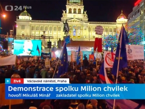 Массовый митинг с требованием отставки премьер-министра Бабиша прошел в Праге