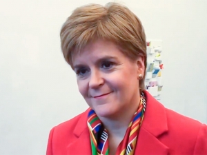 Первый министр Шотландии предупредила: Лондон не сможет удержать страну в составе Великобритании против ее воли