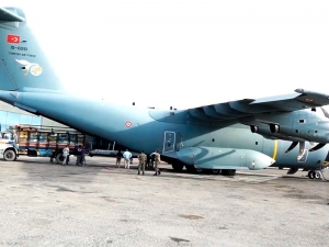 ВВС Турции вывезли из Сомали 45 тяжелораненых во время теракта в Могадишо накануне