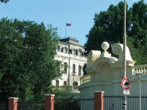 Посольство России в Праге с 27 февраля получит новый адрес - Площадь Бориса Немцова