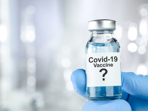 Четыре страны ЕС заключили договор на приобретение еще не выпущенной вакцины от коронавируса