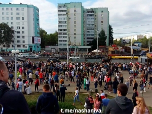 'Цепь солидарности' длиной около 5 км выстроилась в Минске