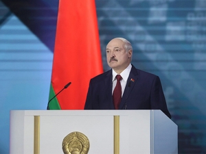Лукашенко упрекнул потерявшую союзников Россию в переходе к партнерским отношениям вместо братских
