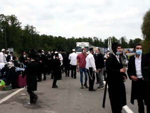 На белорусско-украинской границе застряли сотни хасидов, приехавших на празднование еврейского Нового года