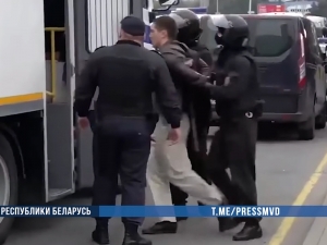 В МВД Белоруссии пригрозили применением боевого оружия против участников оппозиционных акций