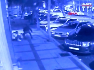 Напавший с ножом на россиян в Стамбуле принял их за 'посланников дьявола'